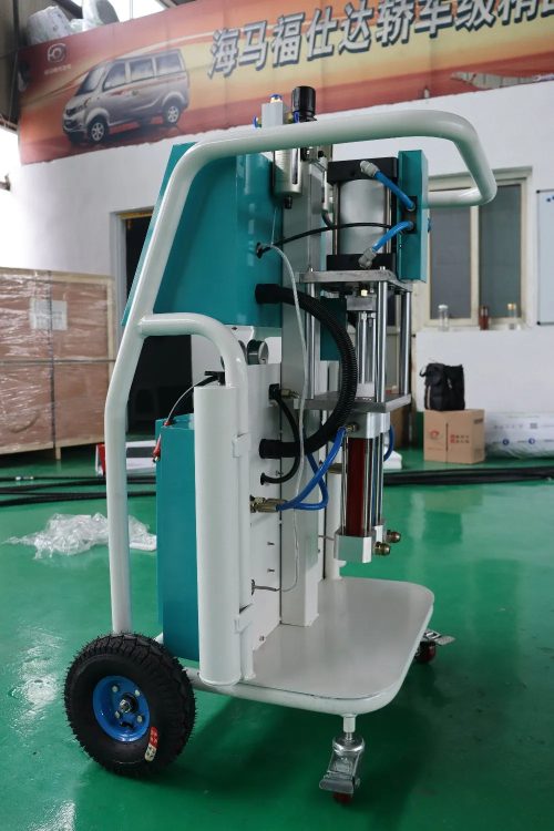 220V Polyurethane Foam Machine - Image 4