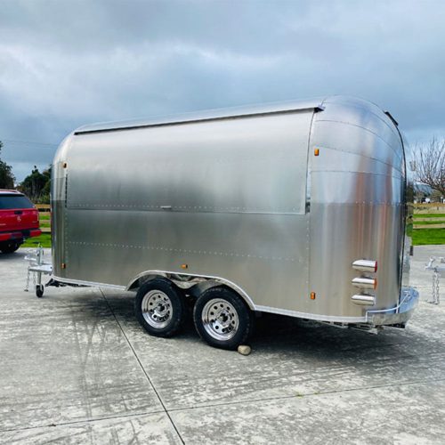 New Fully Equipped Food Truck Custom Food Trailer With Full Kitchen Equipment - Image 6