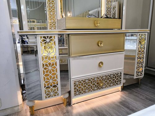 Super King Size 8 Doors Royal Luxury Bedroom Furniture Set High End Royal LED Lighted Mirrored Headboard - Image 5