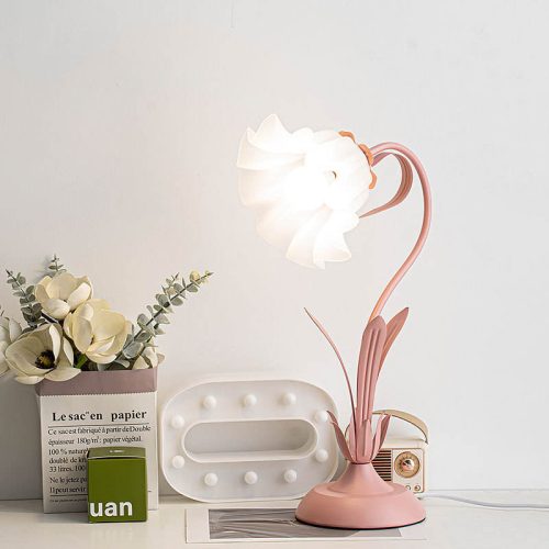 Table Lamp Pink Flower Desk Lamps Retro Unique Glass Flower Lampshade Bedside Lamp for Nightstand Living Room End Table (10 MOQ is required)