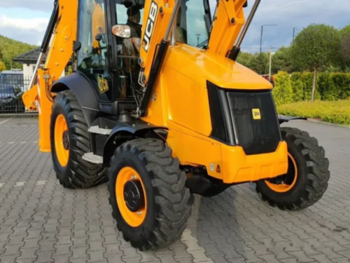 Used JCB 3CX Backhoe Loader in Perfect Working Condition - Image 4