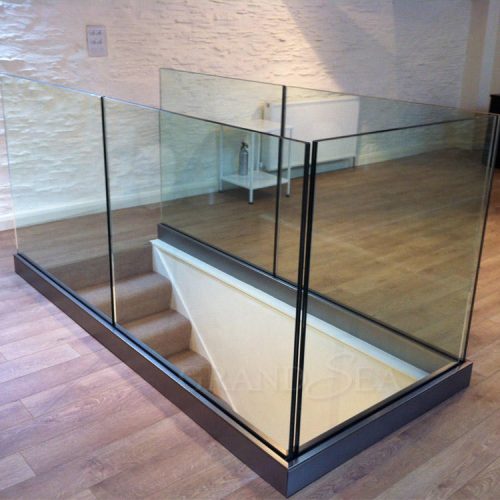 Modern Laminated Glass Railing Balcony Powder Coated Aluminium Stair Railing Balusters U Channel Glass Railing( 1 square meters price) - Image 7